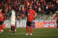 احسان حاج صفی می‌گوید توپ به دستش برخورد کرد اما اعتقاد دارد که چون دست احسان حاج صفی بسته بوده، داور نباید خطای هند اعلام می‌کرد.