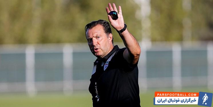 ویلموتس ؛ تصویری از مارک ویلموتس و اعضای خانواده در جشن کریسمس