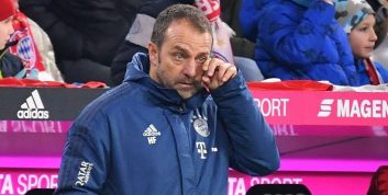 بایرن مونیخ ؛ رومنیگه : در بازی آخر نیم فصل در مورد سرمربیگری تیم تصمیم‌ می‌گیریم