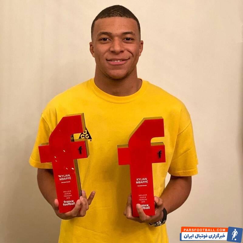 ام باپه امباپه مهاجم تیم فوتبال پاریسنژرمن است امباپه پس از کسب عنوان مرد سال فوتبال فرانسه از رقابت دیوانهکنندهاش با لیونل مسی سخن گفت.