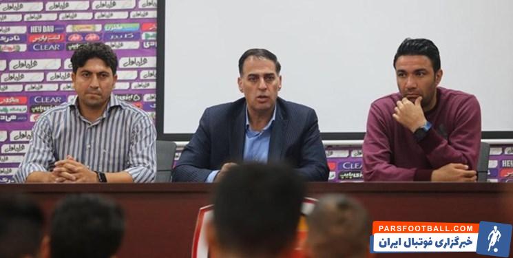 فولاد ؛ آذری در مورد پیشنهاد استقلال گفت : این حرف دروغ محض است، من به فولاد تعهد دارم