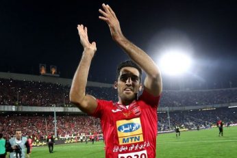 امیری ؛ پاس پشت پای وحید امیری برای علی علیپور در دیدار برابر شهرداری ماهشهر