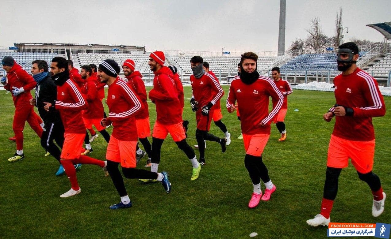 تراکتور با 4 برد پیاپی نیم فصل اول را به پایان برد تراکتور امید دارد در ادامه رقابتها نیز روزهای خوبی را پشت سر بگذارد و آرزوی هواداران را برآورده کند.