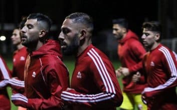 همزمان با شروع تمرینات تراکتور در تبریز دژاگه و میمبلا دو بازیکن باتجربه این تیم حضور نداشتند دژاگه و میمبلا برای تعطیلات به خارج از ایران رفته بودند.