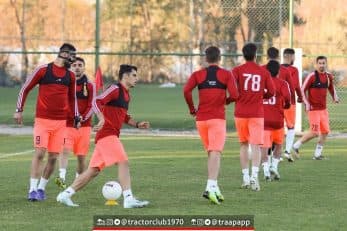سرخپوشان فوتبال تراکتور به کشور ترکیه سفر کرده اند سرخپوشان فوتبال تراکتور در سکوت خبری خود را آماده مسابقات نیم فصل دوم می کنند.