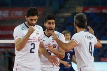 باید امیدوار بود که علی شفیعی امروز هم با آمادگی بالا وارد زمین شود و در کنار موسوی در دفاع روی تور خیال ایران را برابر اسپک‌های چینی‌ها راحت کند.