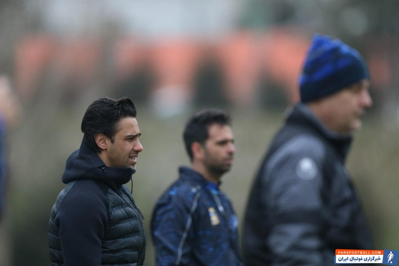 بازگشت فرهاد مجیدی تنها نیم فصل بعد از جدایی اش در تابستان زمینه حضور دوباره مجید نامجومطلق ستاره سال های نه چندان دور استقلال را نیز فراهم کرد.