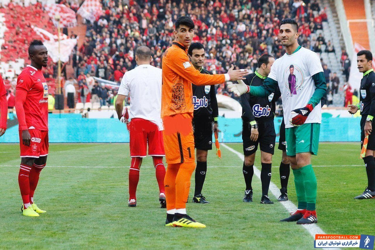 بیرانوند - مظاهری بازی های تراکتور و پرسپولیس همیشه جذاب و دیدنی و حساس بوده است اما وجود دو دروازه بان تیم ملی درون دروازه ها حساسیت بازی را بیشتر میکند.