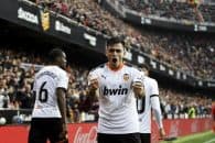 دقیقه 77 والنسیا برتری خود را پررنگ تر کرد زننده این گل ماکسی گومز بود و این بار گل به نام ماکسی گومز ثبت شد ستاره ای که یک دقیقه قبل تقاضای تعویض داده بود.