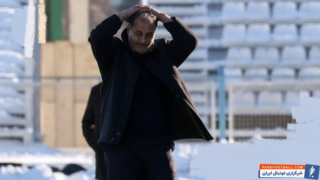 جالب اینکه شیخ لاری هیچ بازیکنی را در نقل و انتقالات جذب نکرد و همه این ها باعث شده بود که سه امتیاز سپاهان قبل از بازی محتمل به نظر برسد.