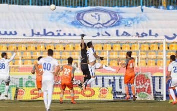 گل‌گهر برای رسیدن به برد مقابل سایپا بی‌محابا حمله می‌کرد، اما جدی‌ترین موقعیت این تیم مقابل سایپا در ثانیه‌های پایانی تبدیل به گل نشد.