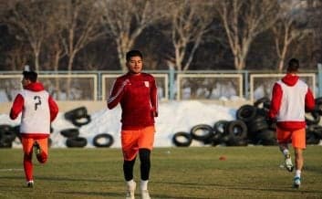 یوری ماتیاس مدافع 24 ساله برزیلی است که طی چند روز گذشته در تمرینات تراکتور حضور یافته است یوری ماتیاس بعد از انجام تست های پزشکی به تمرینات تراکتور رفت.