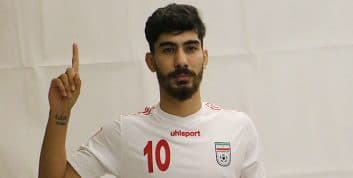 رضا شکاری