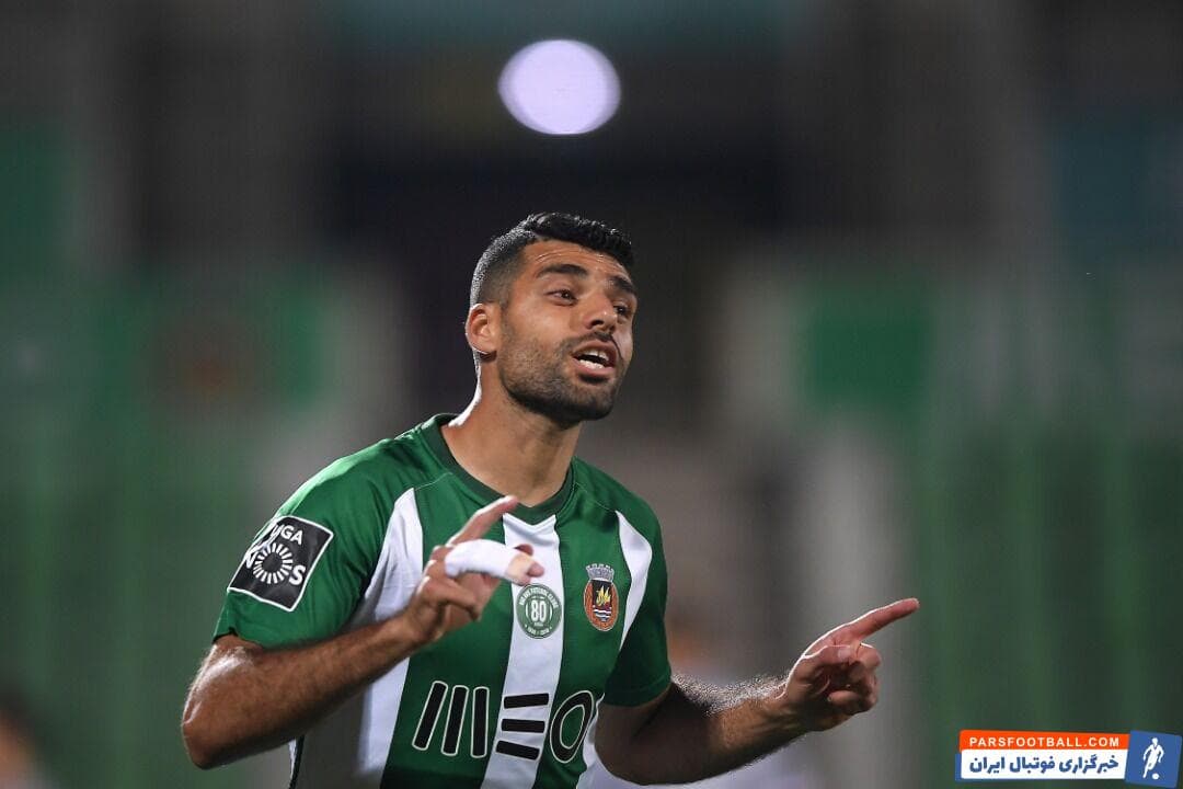 سوتی طارمی برای تبریک سال 2020 میلادی در حساب اینستاگرامش