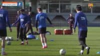 بارسلونا ؛ تمرین بازیکنان باشگاه فوتبال بارسلونا پیش از دیدار حساس برابر والنسیا