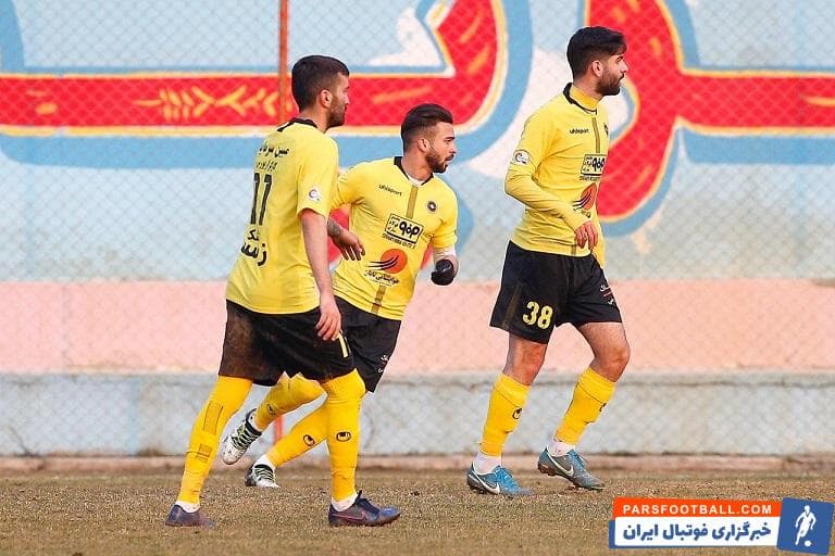 سپاهان ؛ سروش رفیعی و کار با 5 مربی مختلف در پنج نیم فصل گذشته