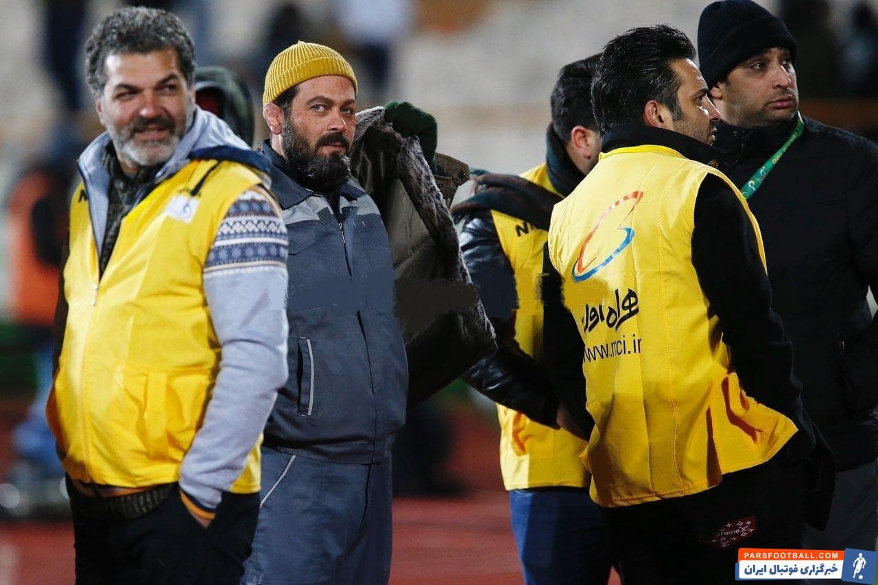 پژمان بازغی را می توان یکی از متفاوت ترین تماشاگران دیدار تیم های استقلال و نفت مسجدسلیمان دانست.