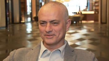 ژوزه مورینیو-سرمربی تاتنهام-کچل کردن مورینیو