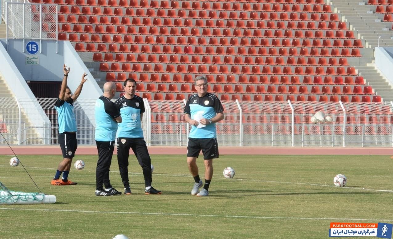 تمرینات تیم ملی فوتبال عمان با حضور برانکو و دستیارانش در استادیوم سلطان قابوس مسقط آغاز شد.