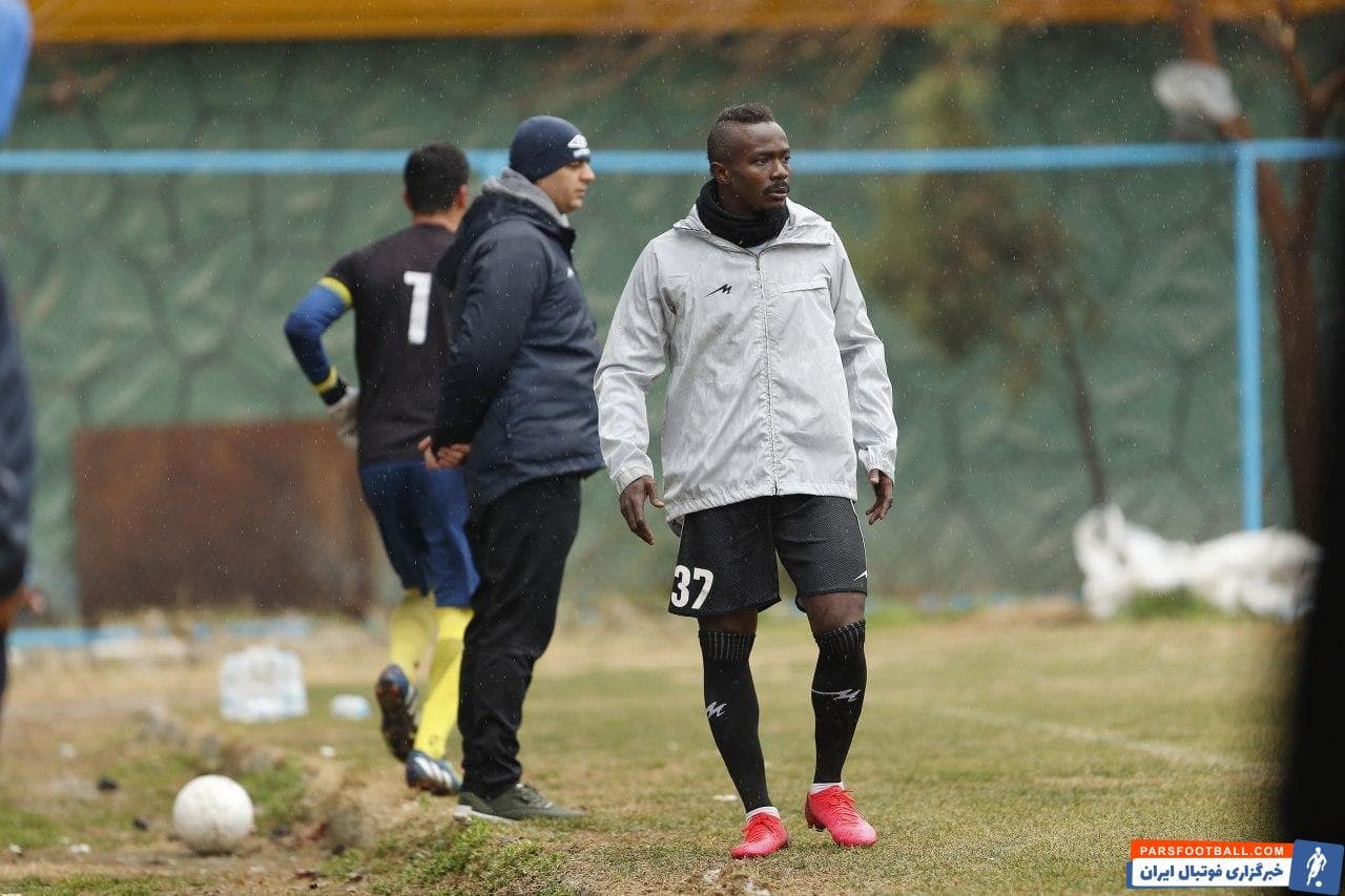 منشا ؛ آمار گلزنی خوب گادوین منشا در گل گهرسیرجان