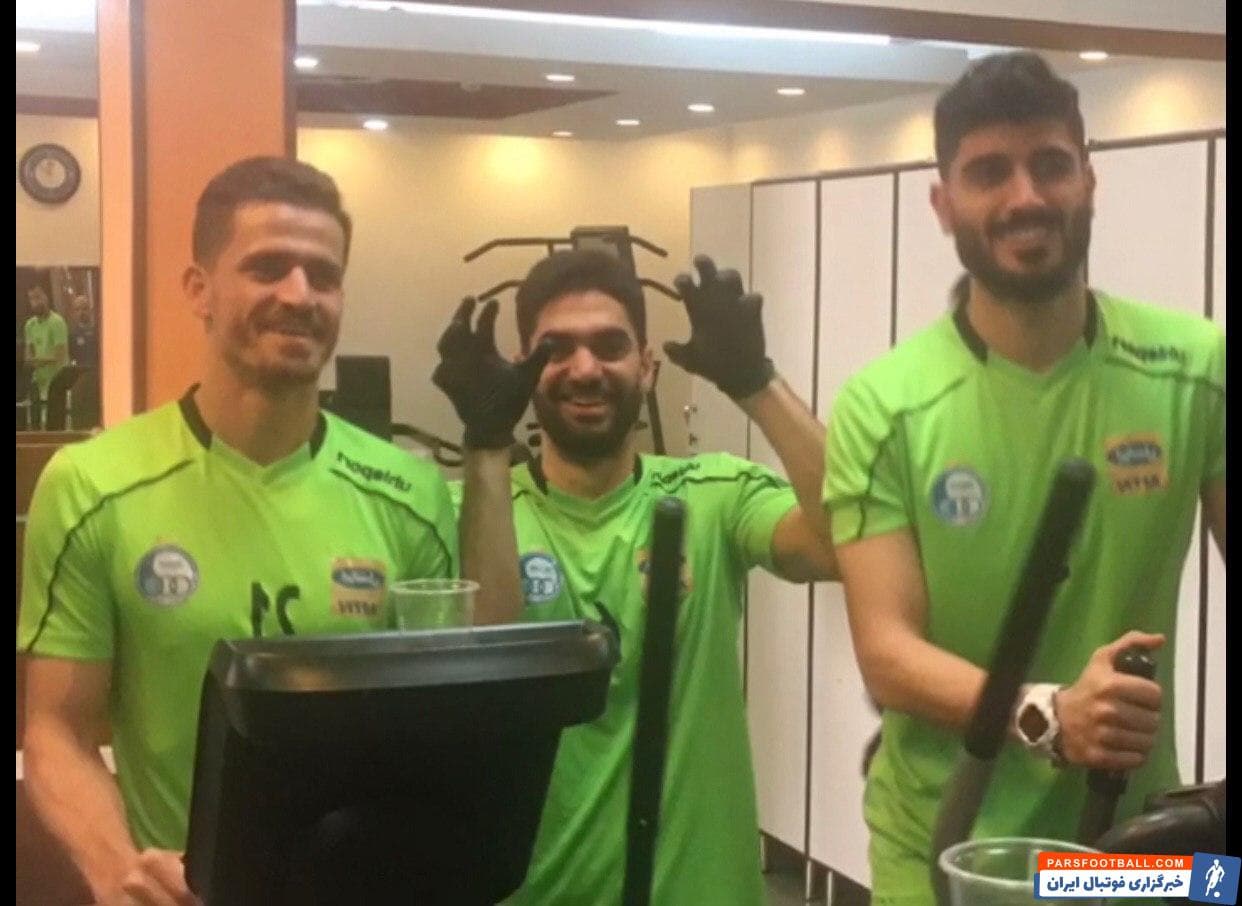 علی کریمی در این فصل نمایش فوق العاده ای در ترکیب استقلال داشته است تا جایی که فرهاد مجیدی ترجیح داد در بازی برابر ذوب آهن با وجود سرماخوردگی از این بازیکن در ترکیب اصلی استفاده کند.