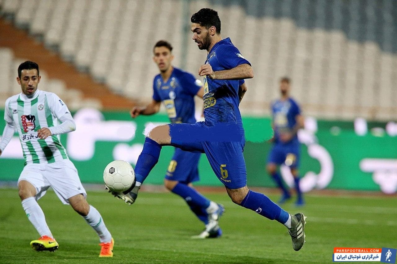 علی کریمی امید اصلی بازیسازی استقلال در عقب زمین است و فرهاد مجیدی روی درخشش او در هفته های آتی حساب ویژه ای باز کرده است.