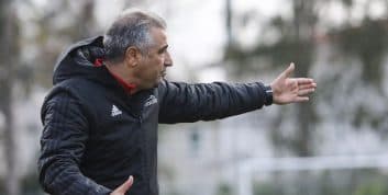 ساکت الهامی