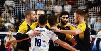 والیبال ؛ شکست اسکرا بلخاتوف برابر وِروا از هفته بیستم لیگ والیبال لهستان