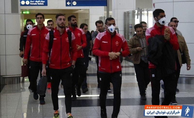 کاروان پرسپولیس که برای بازی مقابل الشارجه در هفته دوم لیگ قهرمانان آسیا صبح امروز عازم امارات شد، دقایقی پیش به فرودگاه دبی رسید.