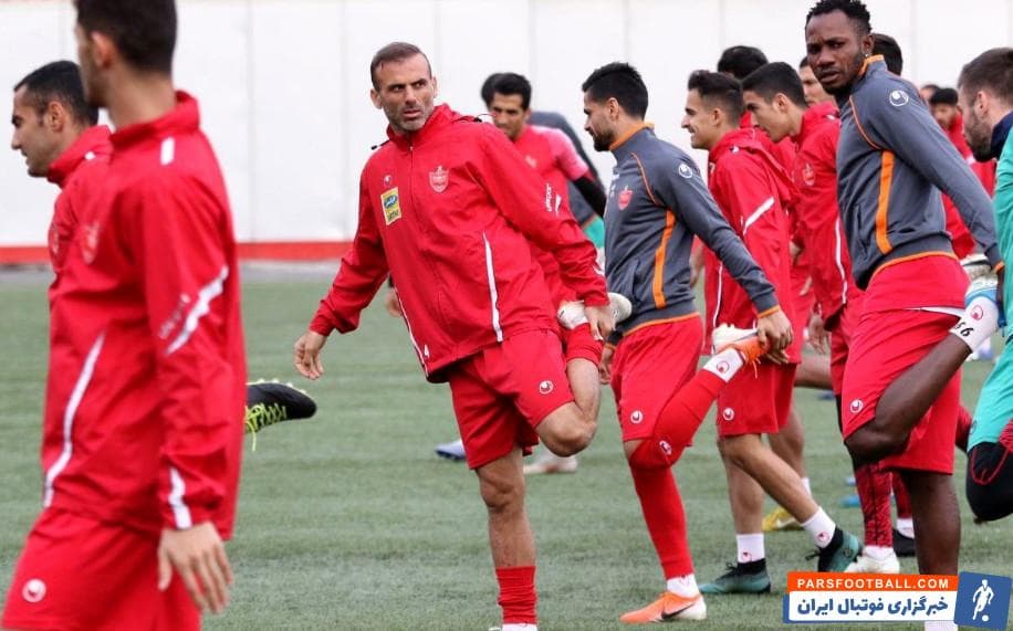 پرسپولیس ؛ ممنوعیت درخواست امضا و سلفی از کادرفنی و بازیکنان تا ریشه کن شدن کرونا