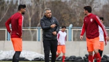 تراکتور ؛ تغییر پی درپی سرمربی مهم ترین عامل ناکامی تراکتور در چند سال اخیر برای قهرمانی