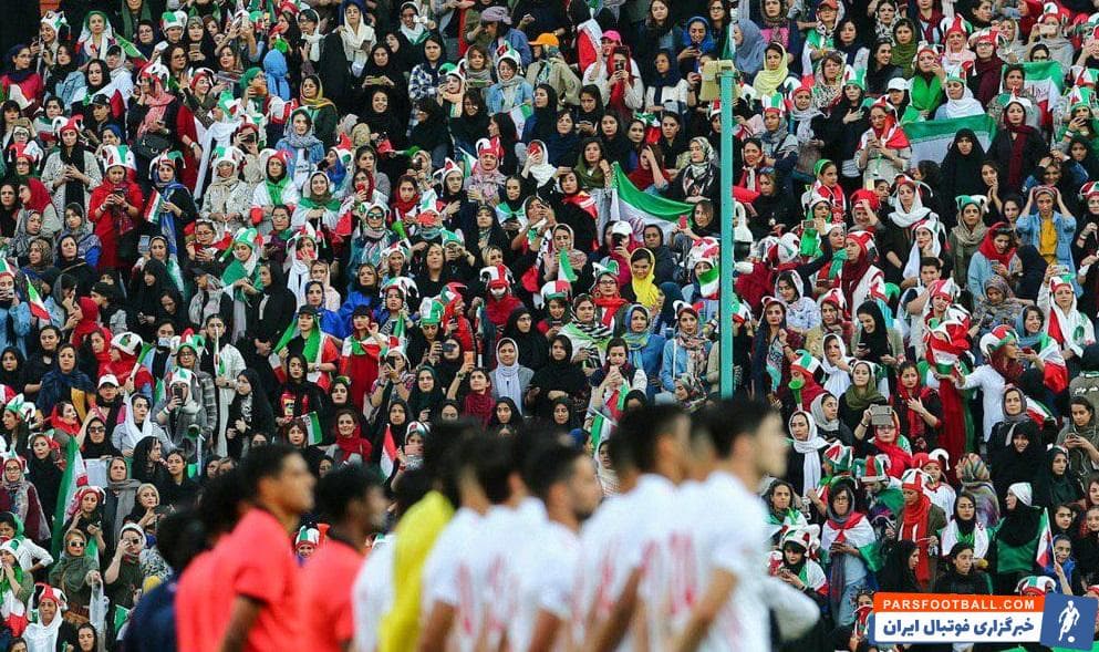 حضور زنان ؛ مدیر عامل خیریه فوتبال گفت که حضور زنان نباید مختص به بازی های ملی باشد