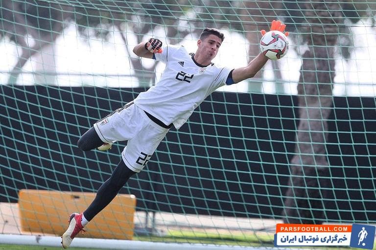 پیام نیازمند : فعلا با سپاهان قرارداد دارم اما دوس دارم هرچه زودتر لژیونر شوم