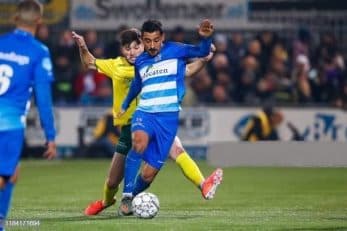 رضا قوچان نژاد رضا قوچان‌نژاد موفق به ثبت پوکر در این فصل شده، در هفته چهاردهم لیگ اردیویسه و بازی رفت زوله مقابل فورتونا سیتارد که با برتری ۳ بر یک زوله همراه بود.