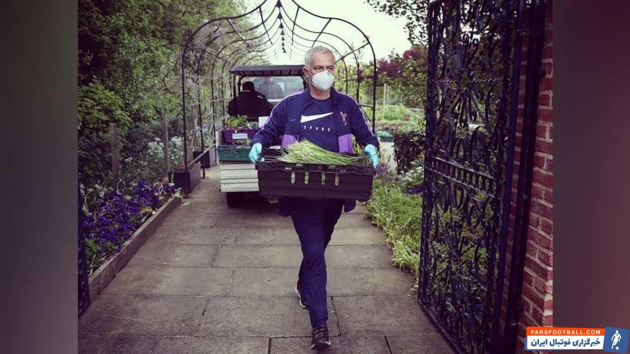 ژوزه مورینیو سرمربی تاتنهام در مصاحبه با اسکای اسپورتز خواهان شروع مجدد فصل 2019-2020 لیگ برتر انگلیس شد.