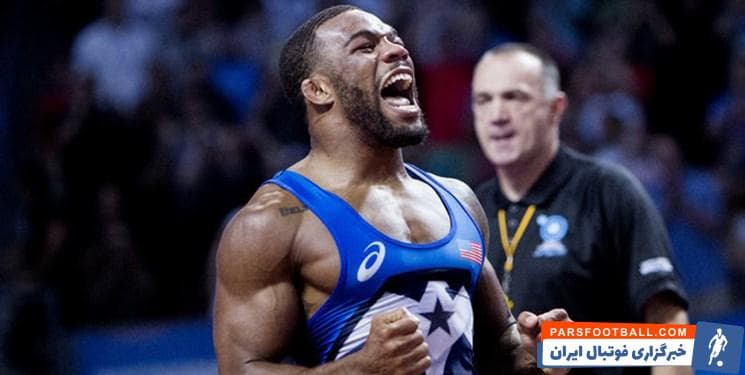 جردن باروز ستاره تیم کشتی آمریکا در روز های قرنطینه و لغو مسابقات از علاقه اش به بازگشت به ایران گفت.