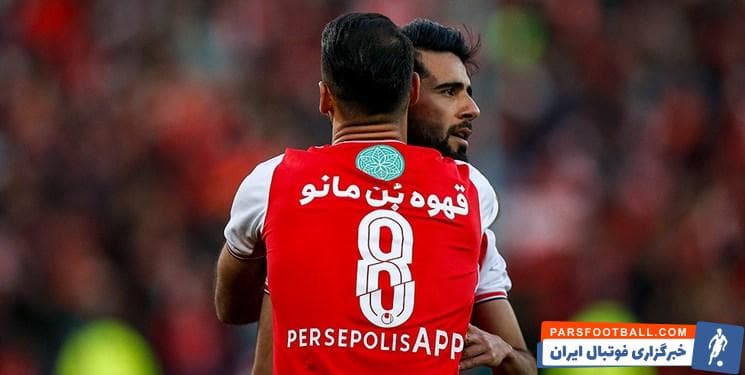 بشار رسن هافبک عراقی پرسپولیس در جدیدترین مصاحبه خود گفت: نمی توانم با وعده و تعارف در اینجا بازی کنم. باید دستمزد بازیکنان به صورت منظم و درست پرداخت شود. پیشنهادیی از امارات، عربستان و اروپا دارم که باید بررسی کنم.