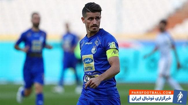 وریا غفوری : در پست دفاع راست ترافیک وجود دارد اما تلاشم را برای پوشیدن لباس تیم ملی میکنم