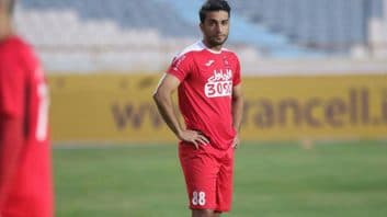 سیامک نعمتی ؛ باشگاه پرسپولیس هرگونه مذاکره درباره انتقال نعمتی را به شهر خوردو تکذیب کرد