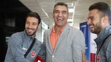 علی دایی من همیشه گفته ام که احمدرضا جزو بهترین دروازه بان های تاریخ فوتبال ما هست