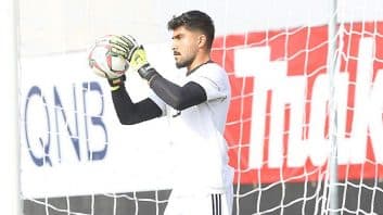 امیر عابدزاده : کاری که من انجام دادم سخت تر از کاری بود که پیترچک انجام داد