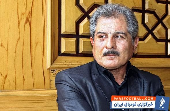 محمد پنجعلی پیشکسوت باشگاه فوتبال پرسپولیس در مصاحبه ای در مورد شرایط کلی این تیم و ماجرای پیش آمده بین قلعه نویی و افشین پیروانی صحبت کرد.