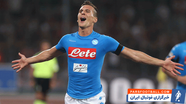 مائوریسیو ساری، سرمربی یوونتوس برای تقویت خط حمله ی خود و انتخاب یک جانشین برای ایگوایین، به سراغ آرکادیوش میلیک، ستاره لهستانی ناپولی خواهد رفت.