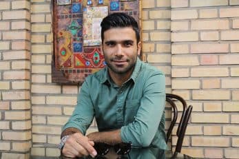 امید روانخواه هافبک پیشین استقلال روانخواه در خصوص شایعه حضورش در معاونت استقلال و همچنین شرایط این روزهای آبیها صحبت هایی را انجام داده است.