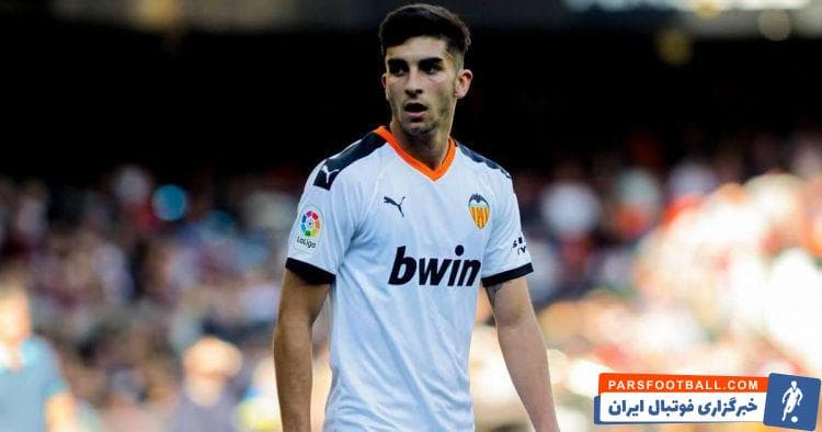 سه باشگاه بزرگ یوونتوس ، بایرن مونیخ و دورتموند آماده رقابت بر سر جذب فران تورس هستند.