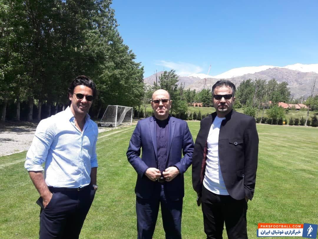 بعد از شایعات مختلفی که در مورد دلخوری فرهاد مجیدی از احمد سعادتمند به وجود آمده بود امروز این 2 در ورزشگاه انقلاب با هم دیدار کردند.