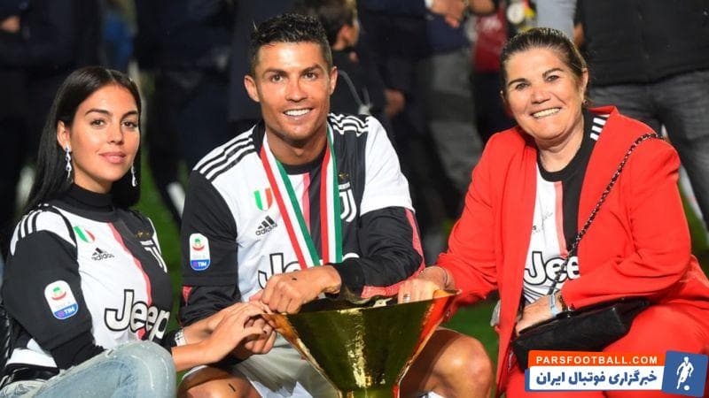 از زمانی که رابطه کریستیانو رونالدو و نامزدش جورجینا رودریگز آغاز شد همیشه بحث هایی در این باره مطرح بود که مادر رونالدو با مدل اسپانیایی اختلاف دارد.