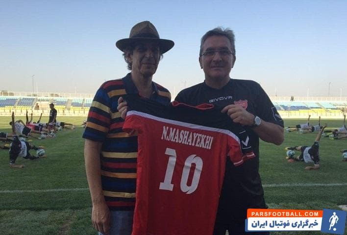 به نظر میرسد پیراهن شماره ۷ پرسپولیس که متعلق به علی پروین بوده تنها شماره طلسم شده این تیم نیست و باید پیراهن شماره ۱۰ را هم به نوعی نفرین شده خواند.