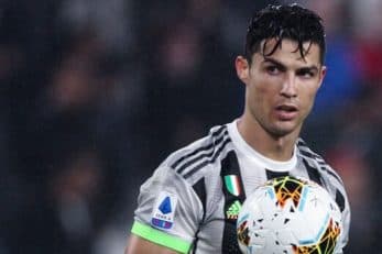 فاطمه حمامی ؛ تحسین فاطمه حمامی دختر نقاش ایرانی توسط مارکا به علت نقاشی زیبایش از رونالدو