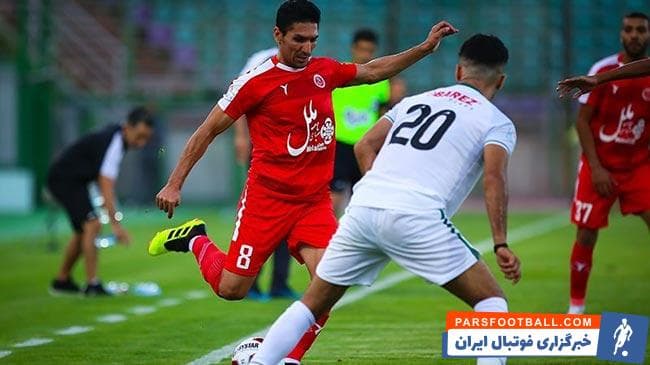 اکبر صادقی